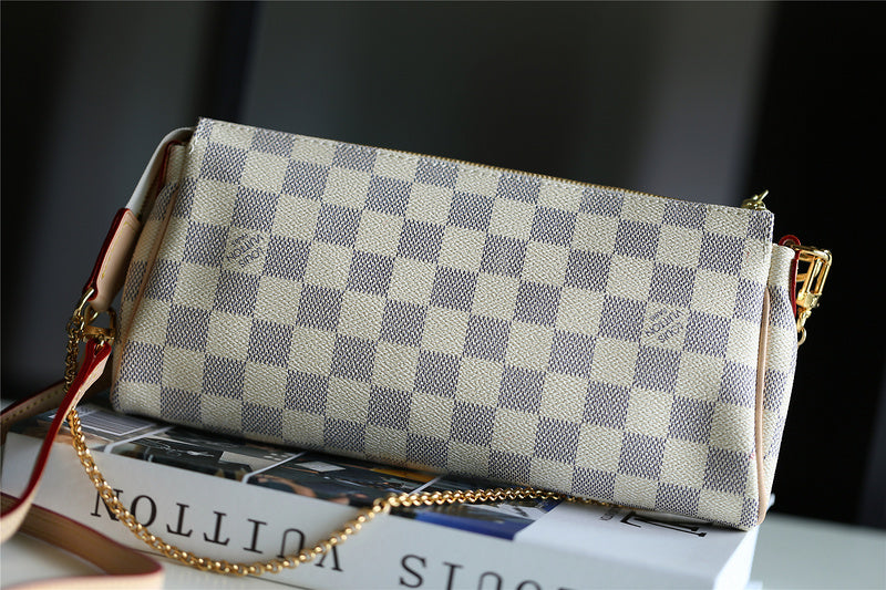 I W Fashion Lu-Vi bags - 9377