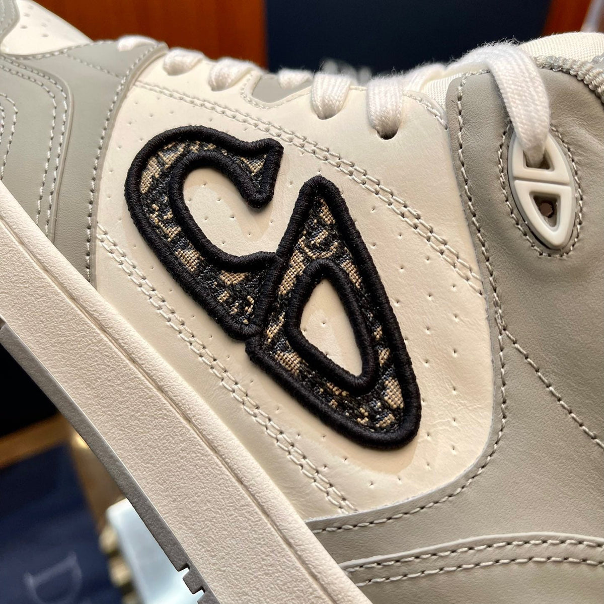 CD B57 SNEAKER