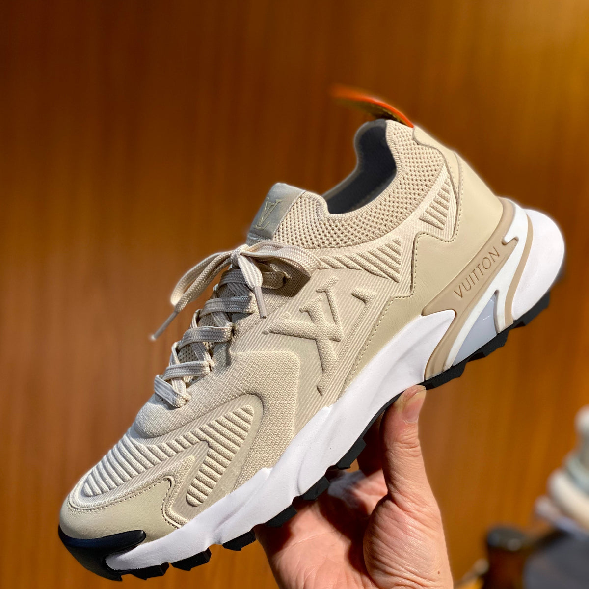 LOU RUNNER TATIC TRAINERS