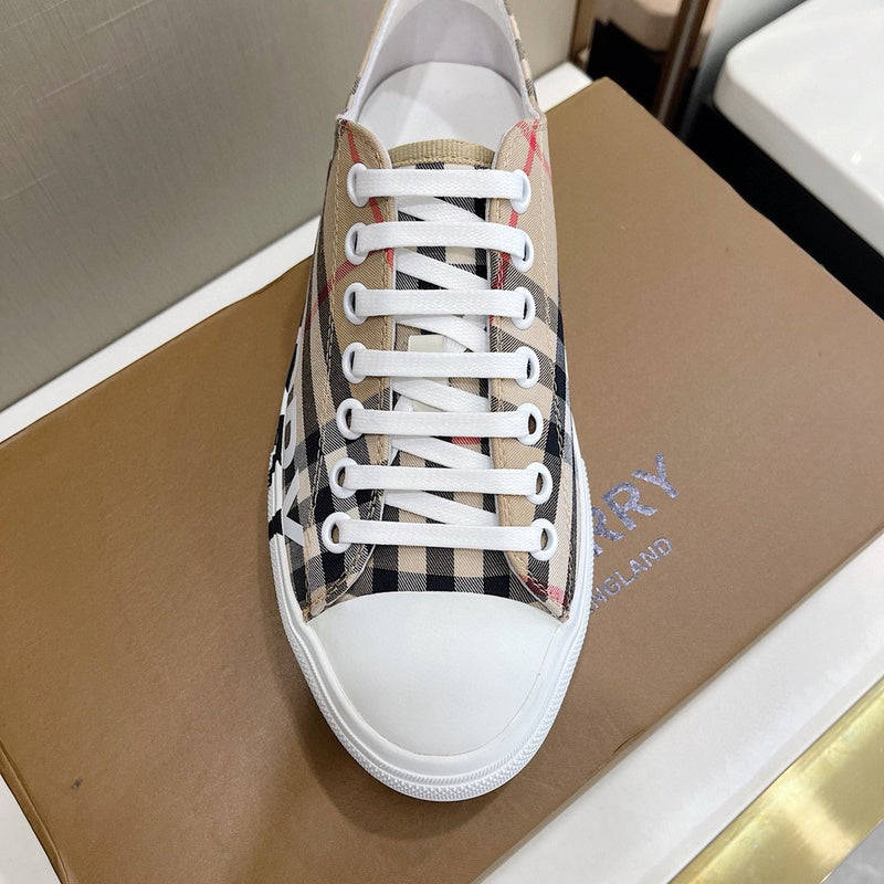 Burberry Luxury Shoes