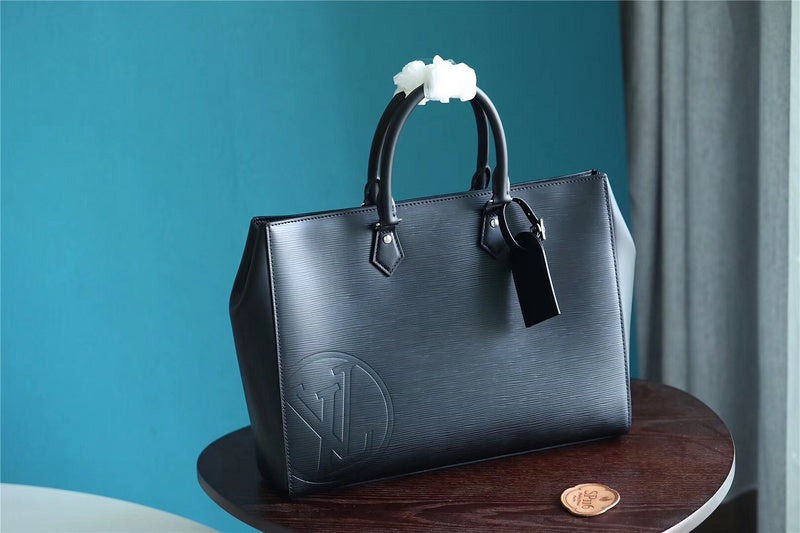 I W Fashion Lu-Vi bags - 9867