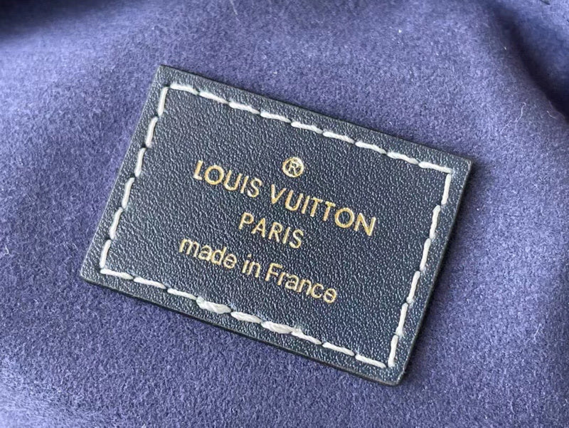 I W Fashion Lu-Vi bags - 17129