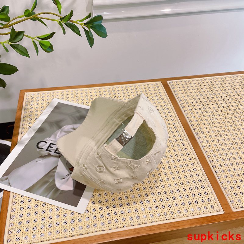 Louis Vuitton Luxury Cap