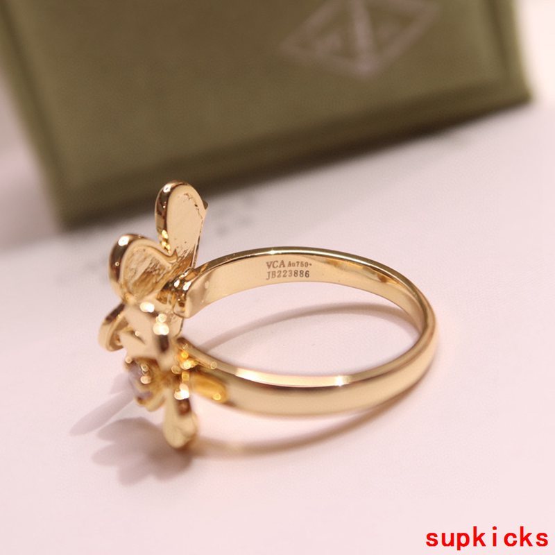 Van Cleef & Arples Jewelry