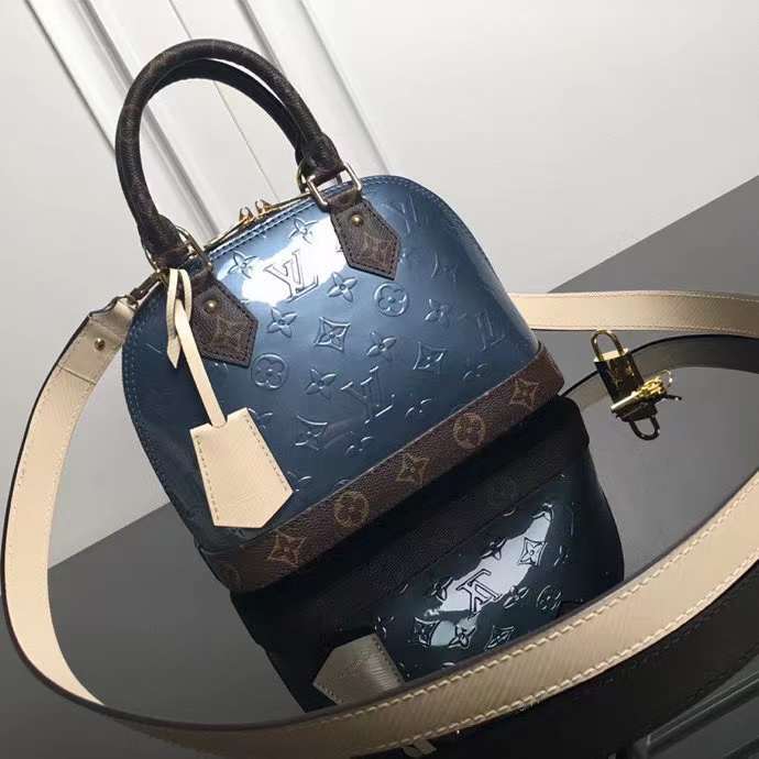 LOV2 Bags - Luxurious Bags  784