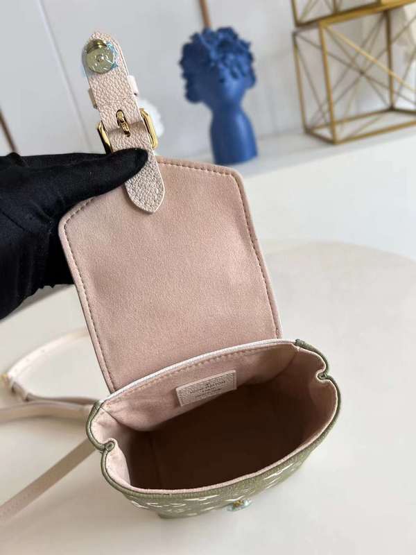 LOV2 Bags - Luxurious Bags  604