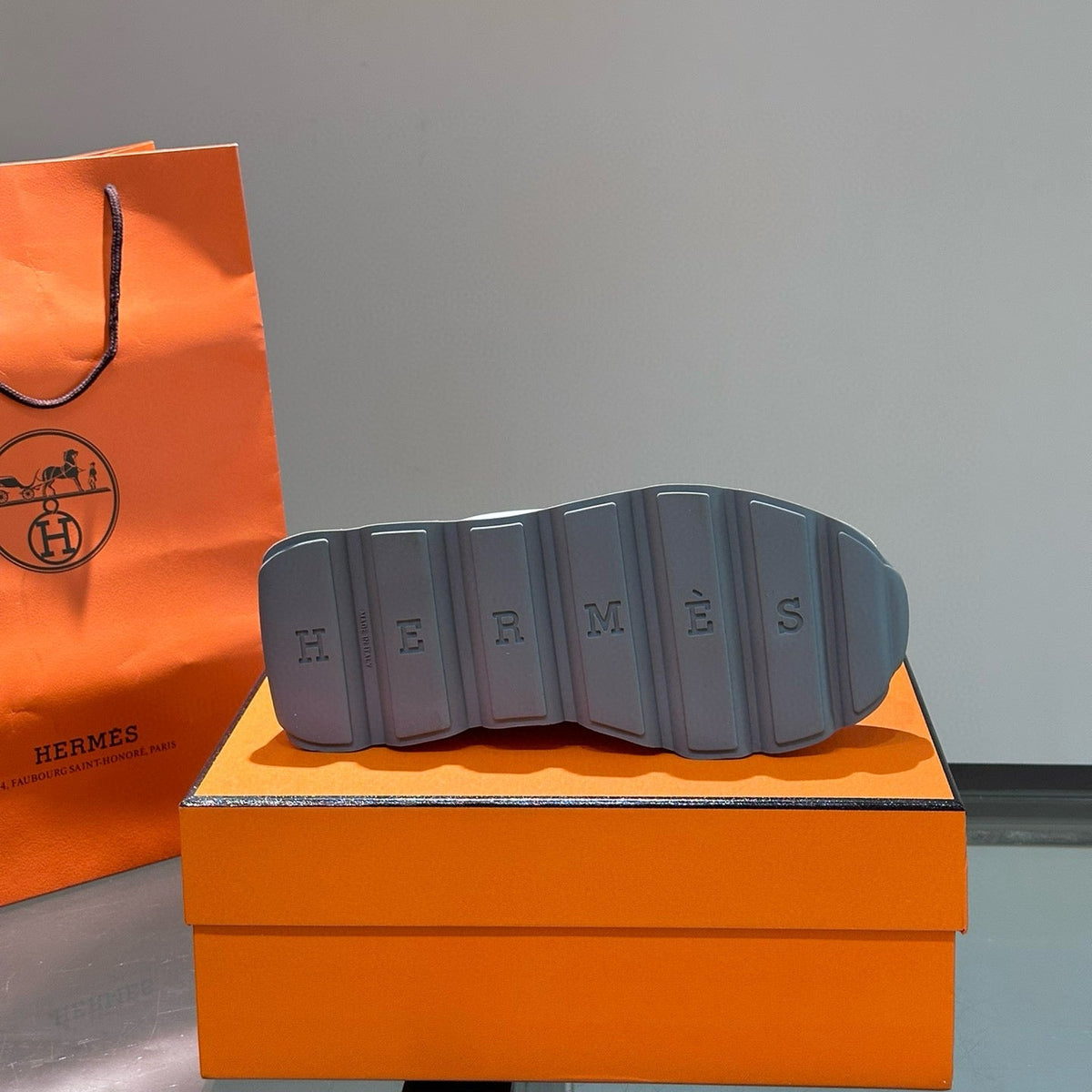 HERM IMPULSE SNEAKER