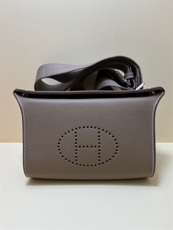 PHA - HMS Bags - 453