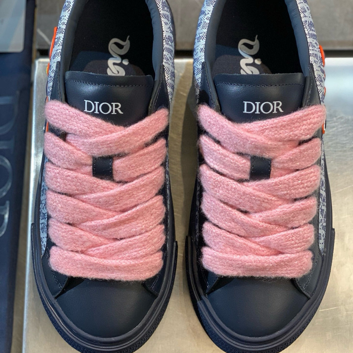 CD B33 SNEAKER