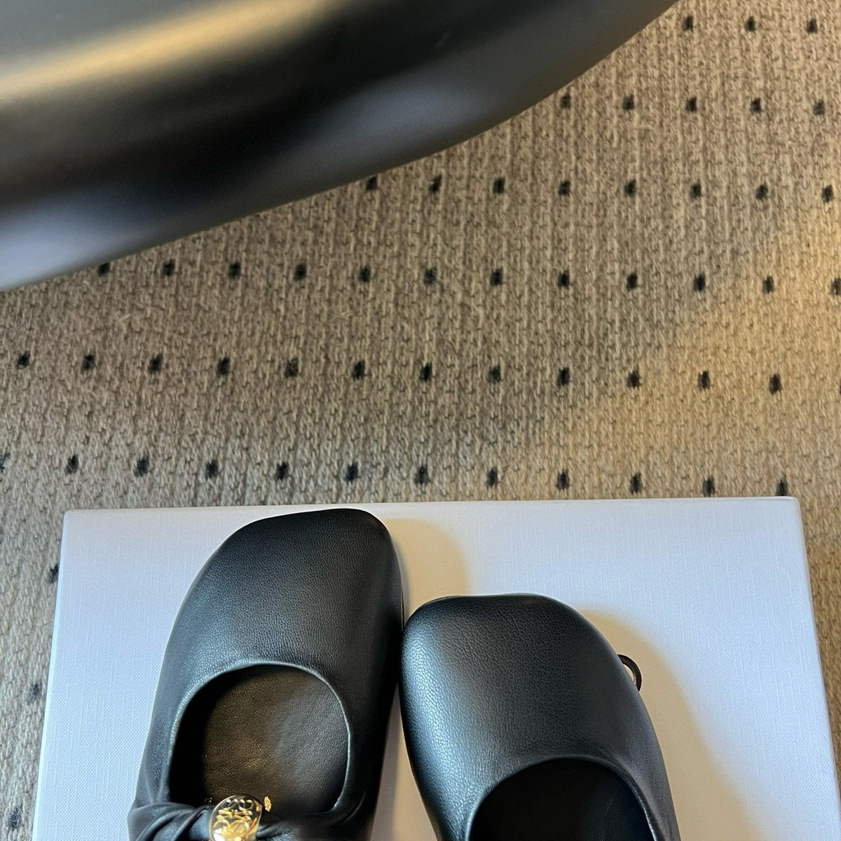 LOEW BALLET PUMPS