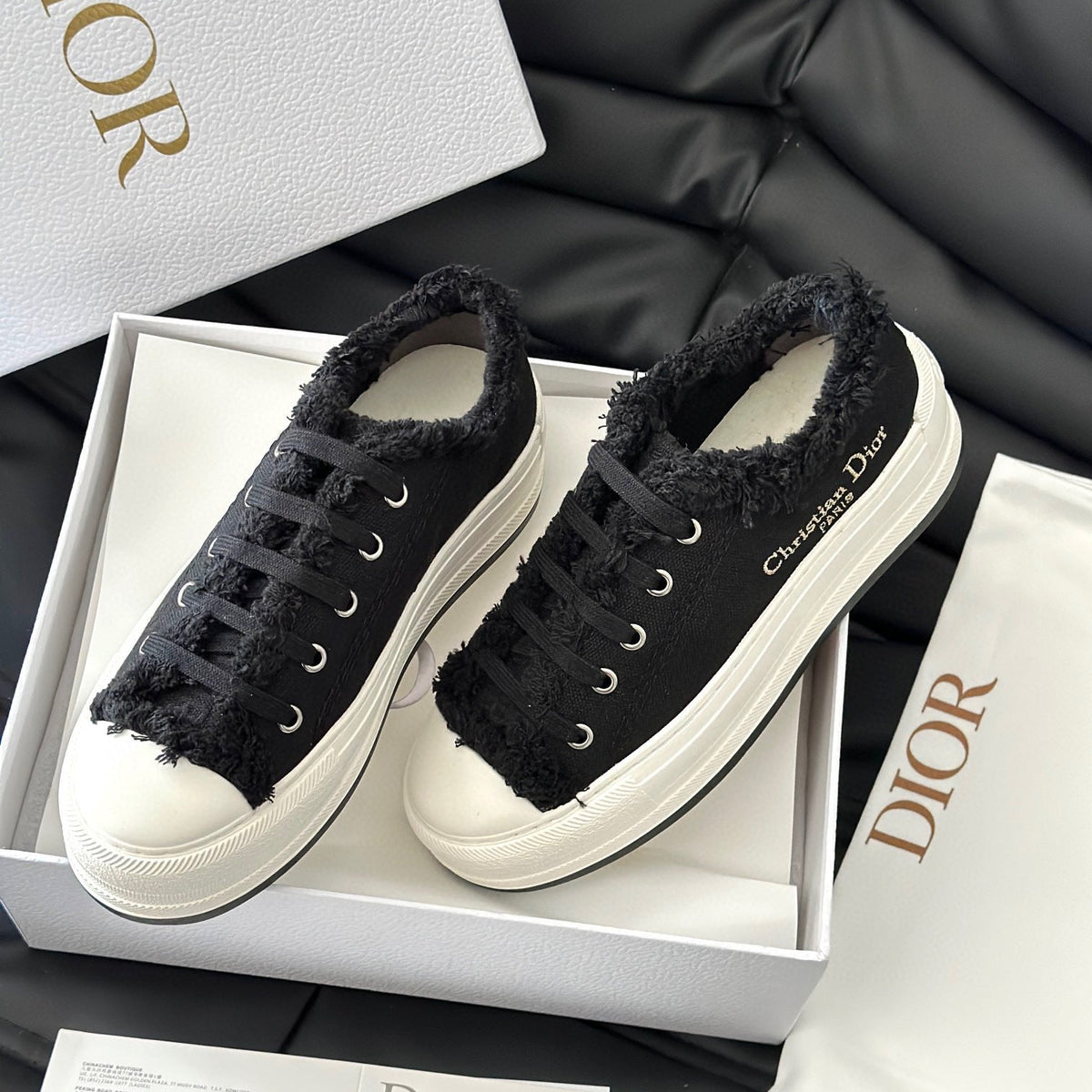 CD WALKIN SNEAKER