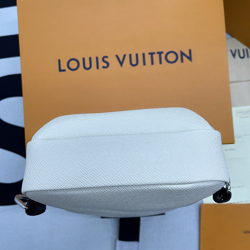I W Fashion Lu-Vi bags - 10223
