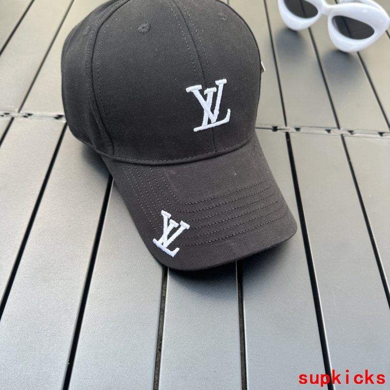 Louis Vuitton Luxury Cap