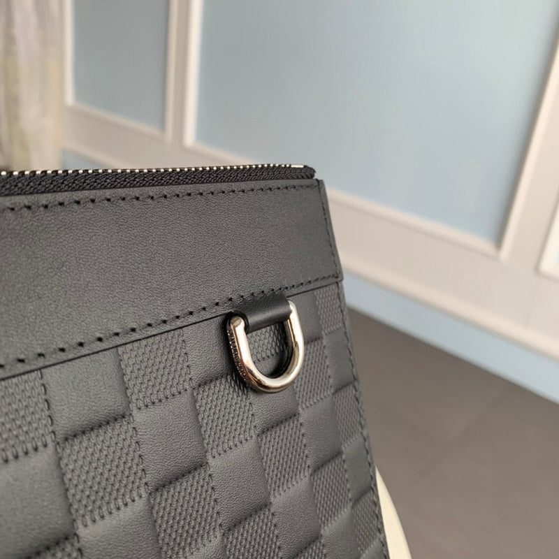 I W Fashion Lu-Vi bags - 17520