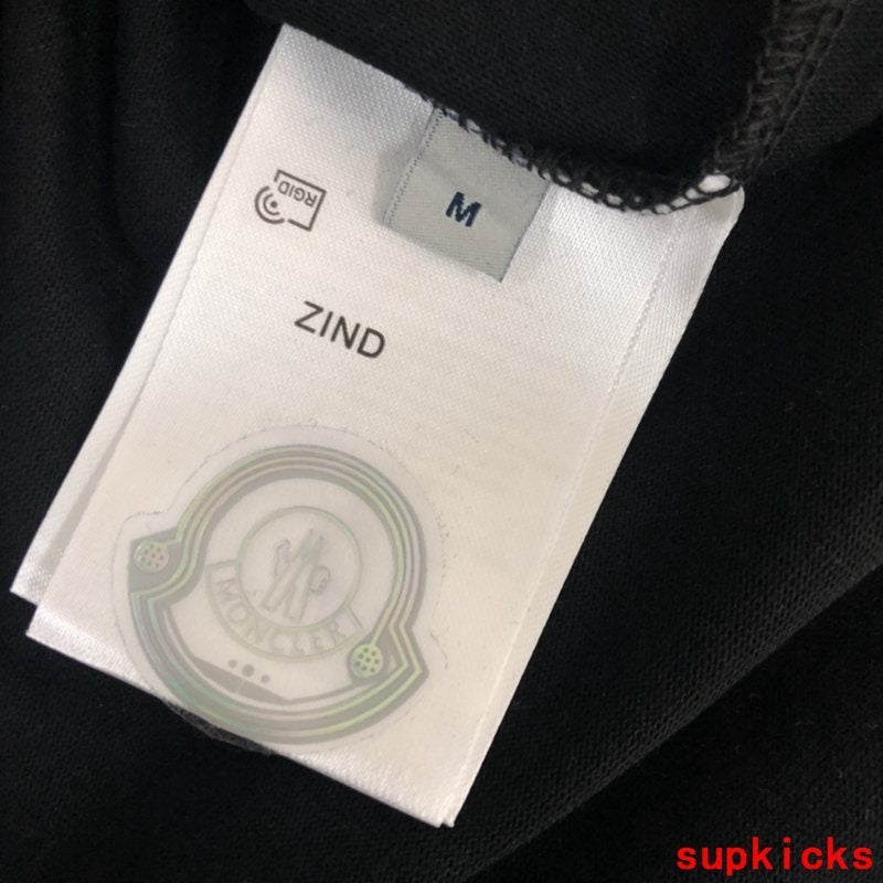 Moncler Luxury Cloth