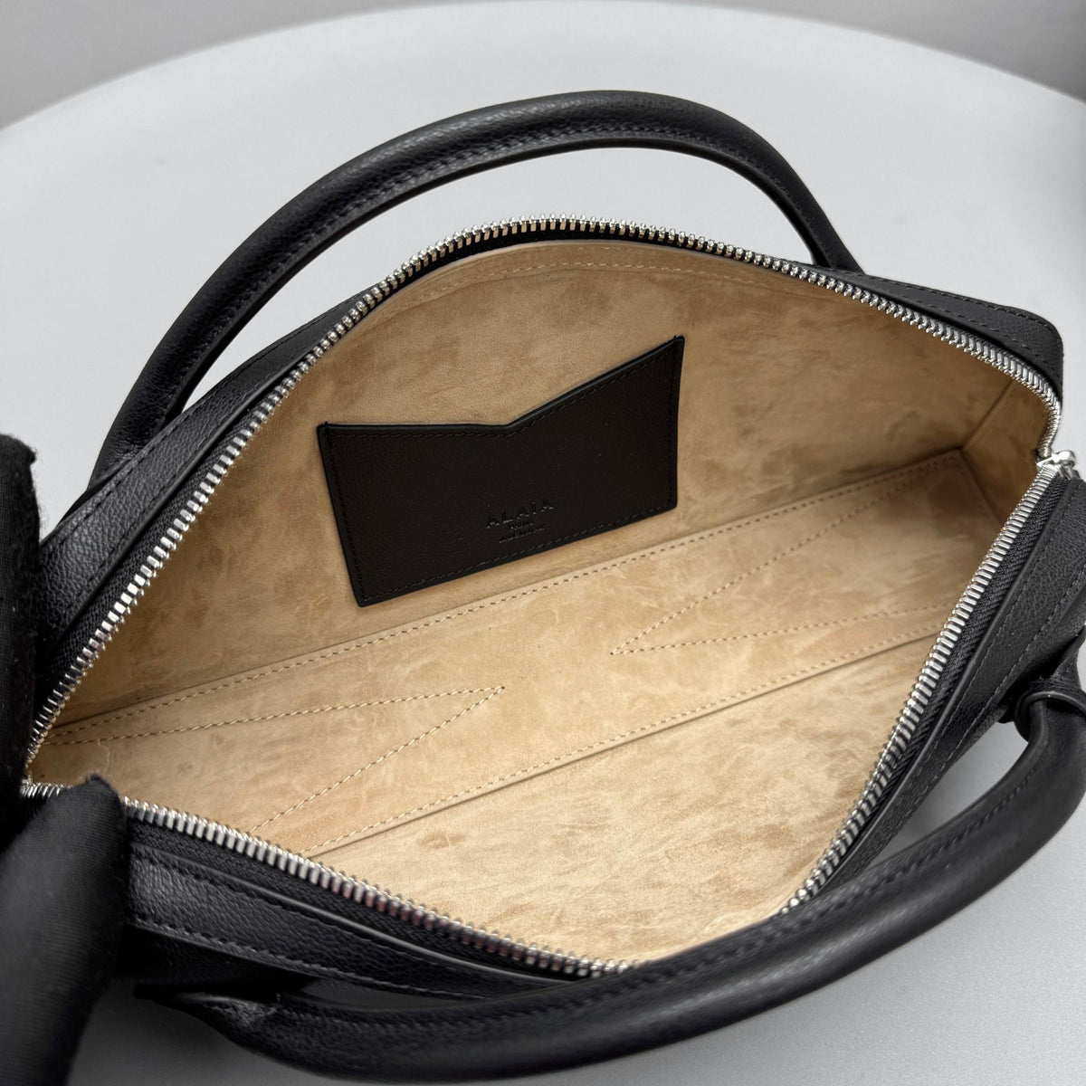 ALAIA LE TECKEL CLUTCH