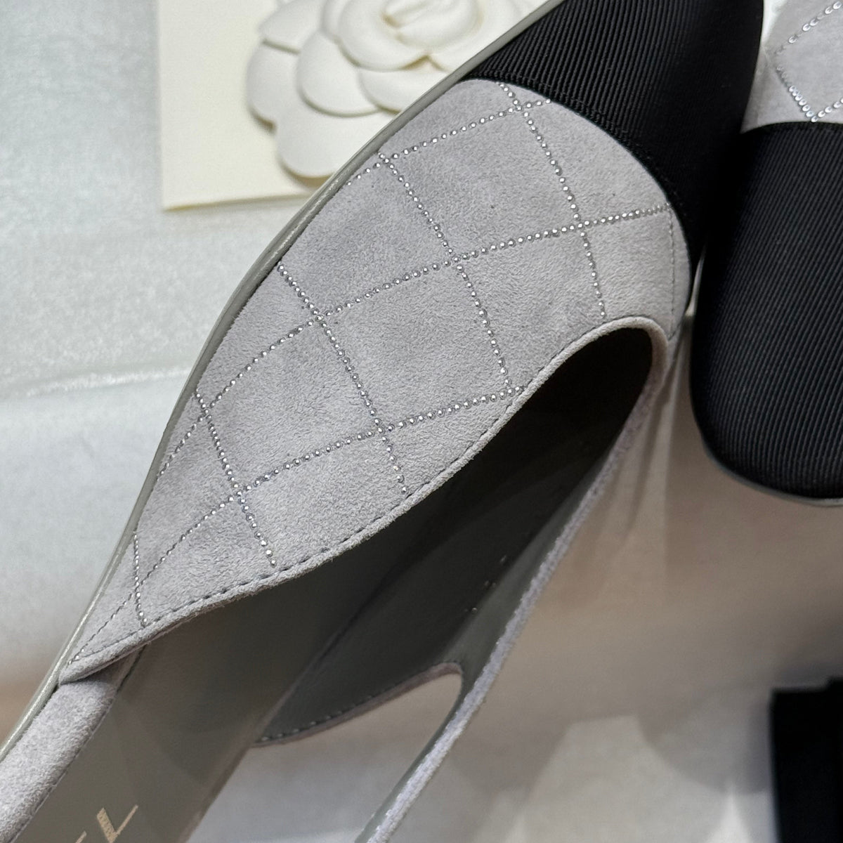 CC SLINGBACK PUMPS