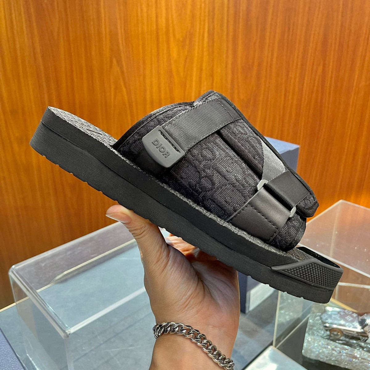 CD ALPHA SANDALS