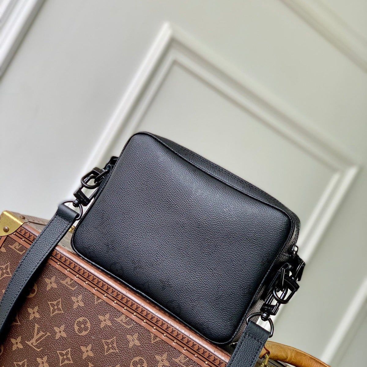 LOU NIL BAG
