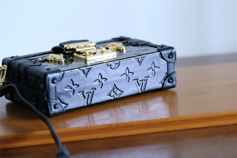 I W Fashion Lu-Vi bags - 8227