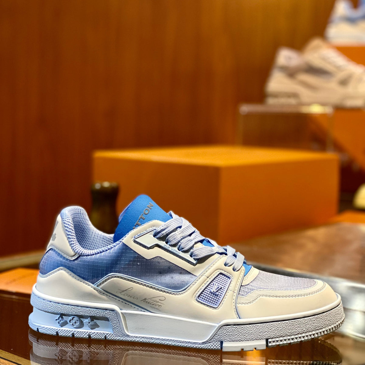LOU SNEAKERS
