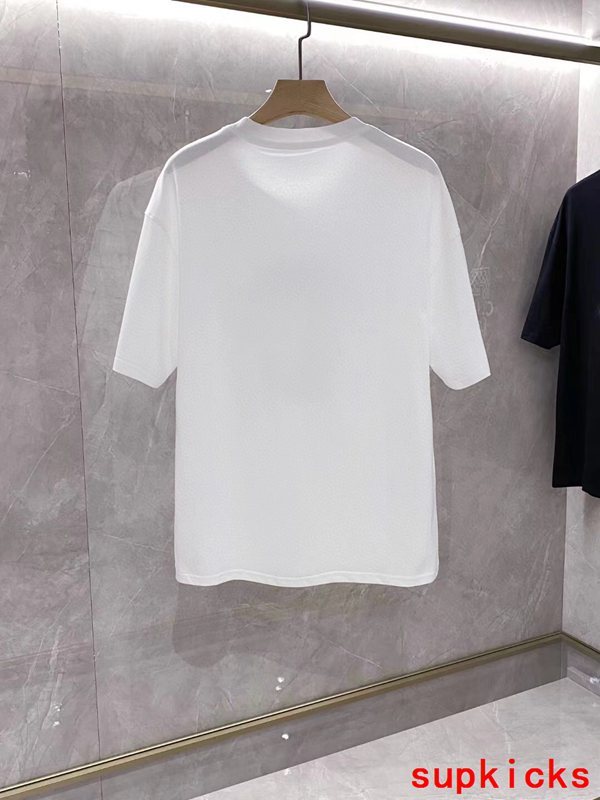 Moncler Luxury Cloth