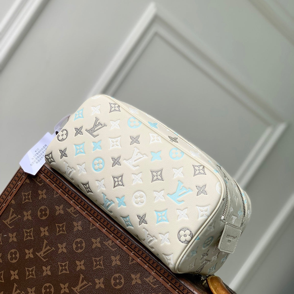 LOU DOPP KIT TOILETRY BAG