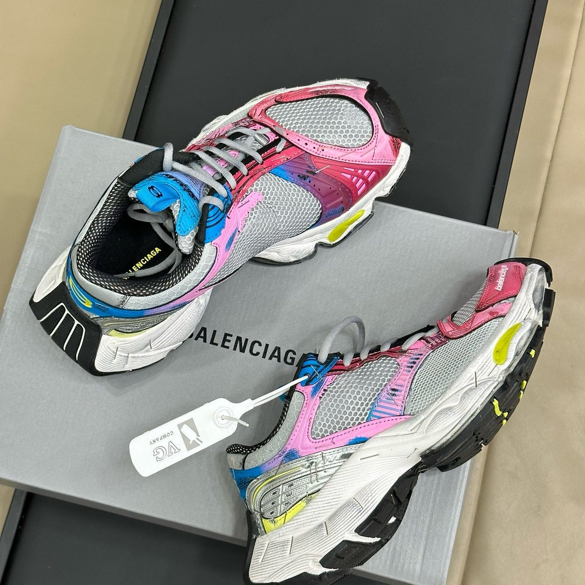 BAL STAPLER TRAINERS