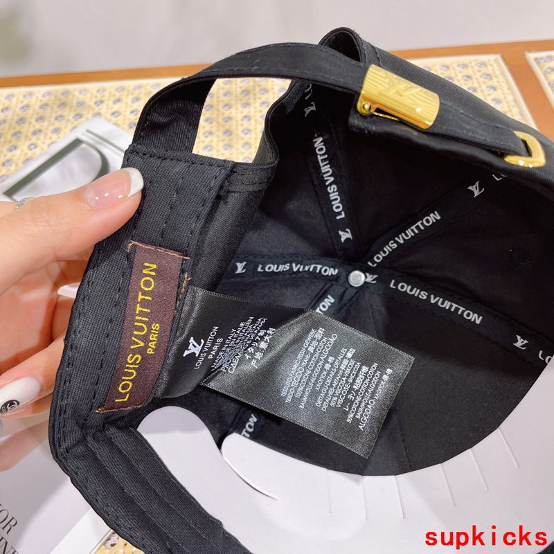 Louis Vuitton Luxury Cap