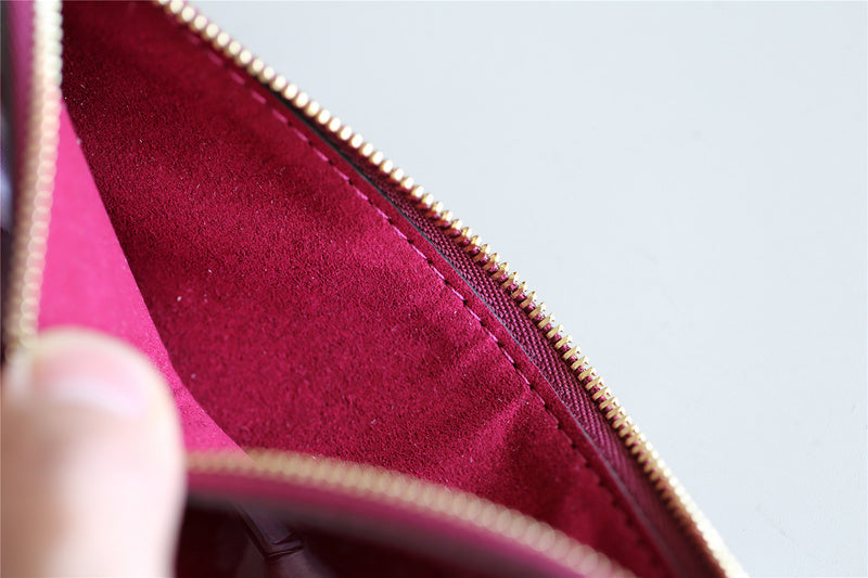 I W Fashion Lu-Vi bags - 8104