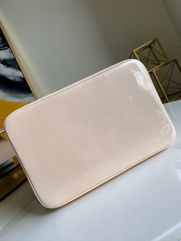 I W Fashion Lu-Vi bags - 17338