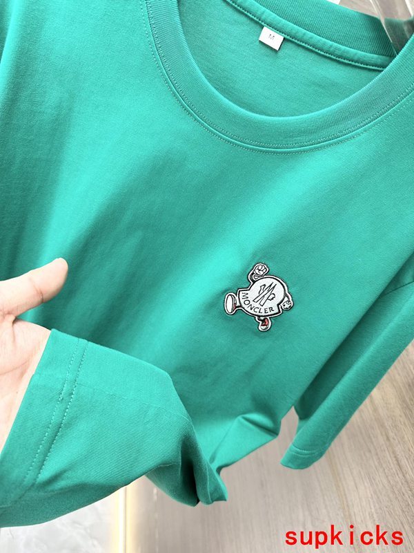 Moncler Luxury Cloth