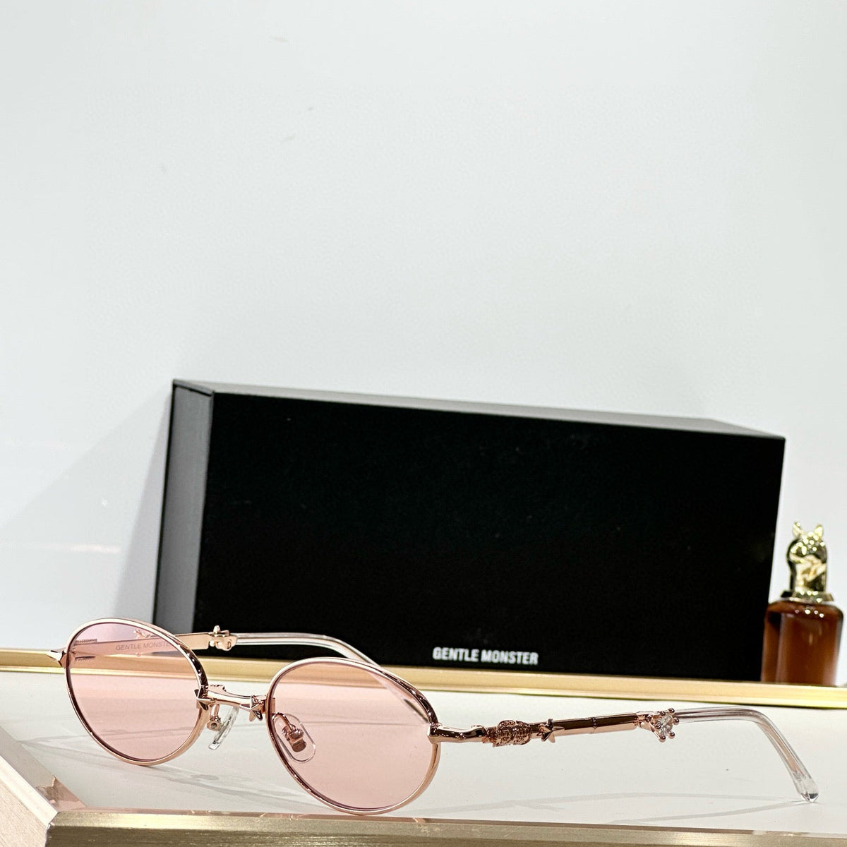 GM SUNGLASSES
