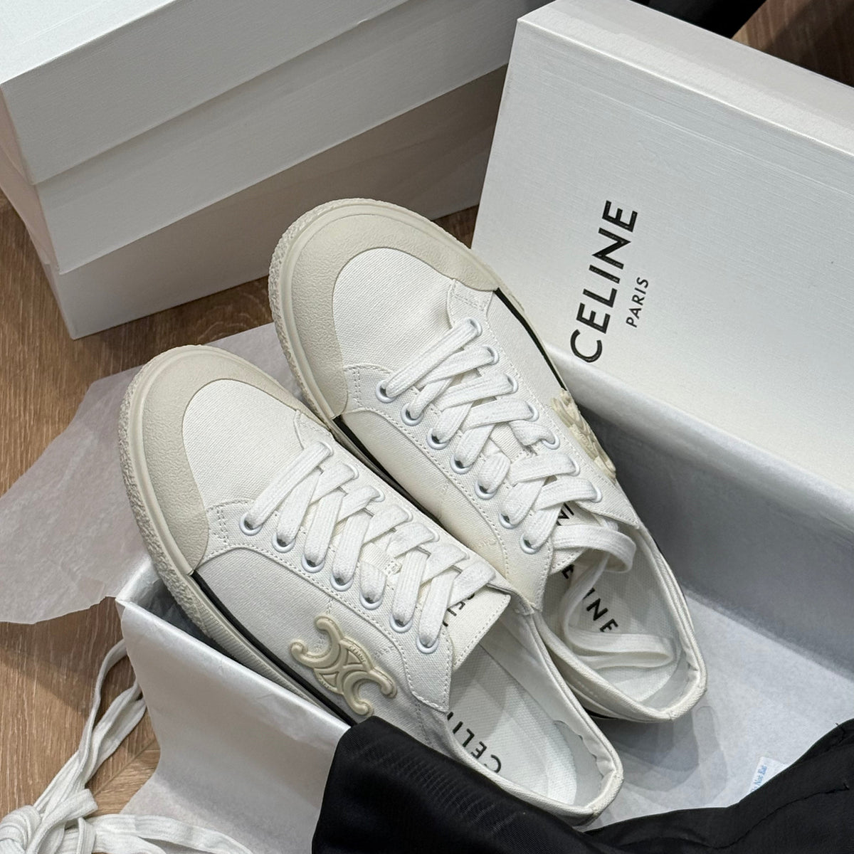 CEL SNEAKERS