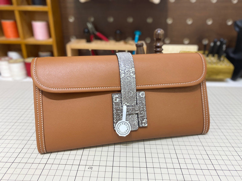 PHA - HMS Bags - 1738
