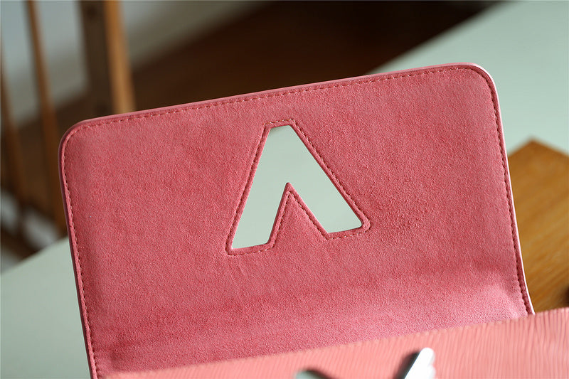 I W Fashion Lu-Vi bags - 8501