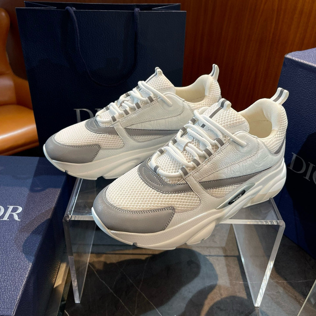 CD B22 SNEAKERS