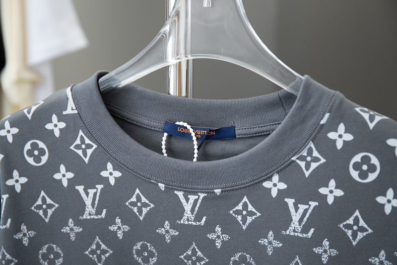 Louis Vuittion Luxury T-Shirt