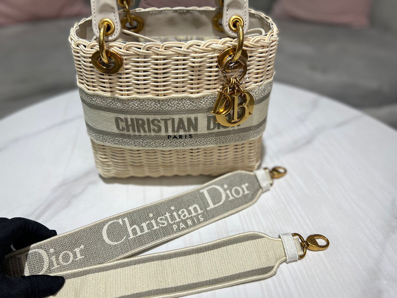 ENT - DOR Bags - 572