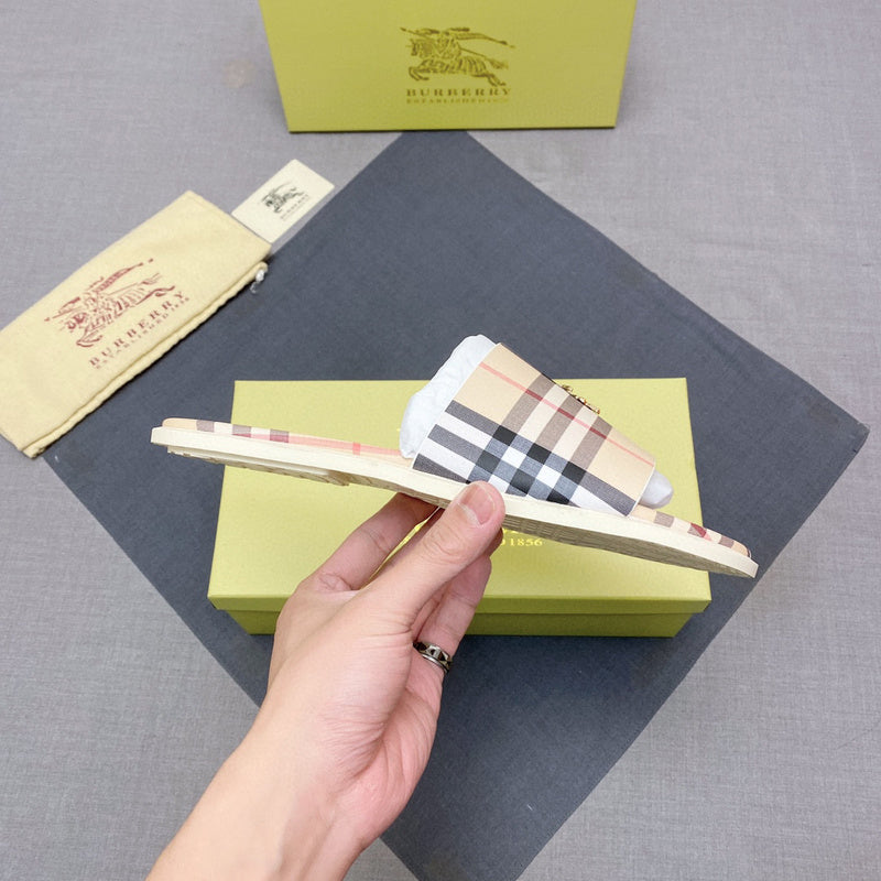 Burberry Luxury Shoes