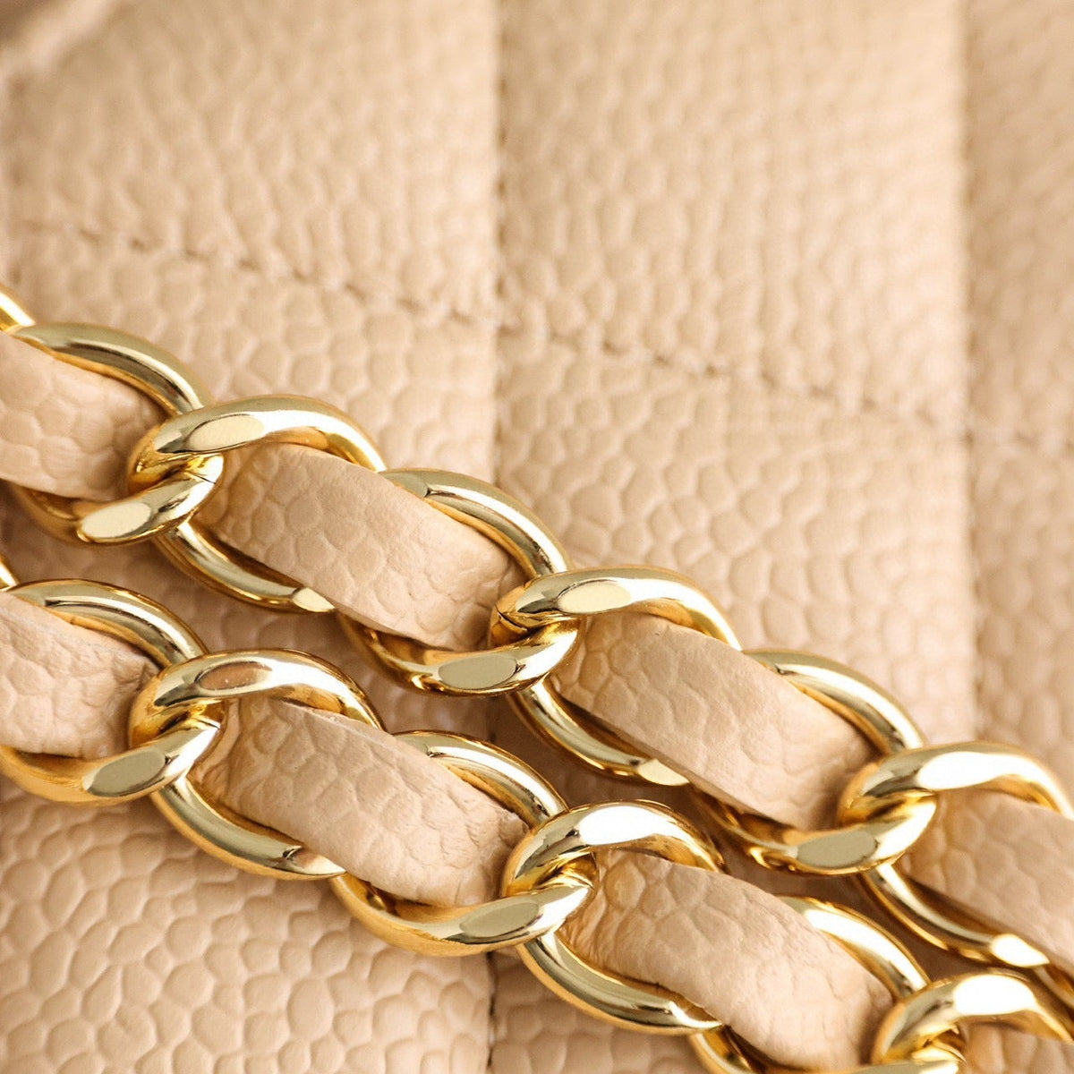 CC CLASSIC FLAP BAG