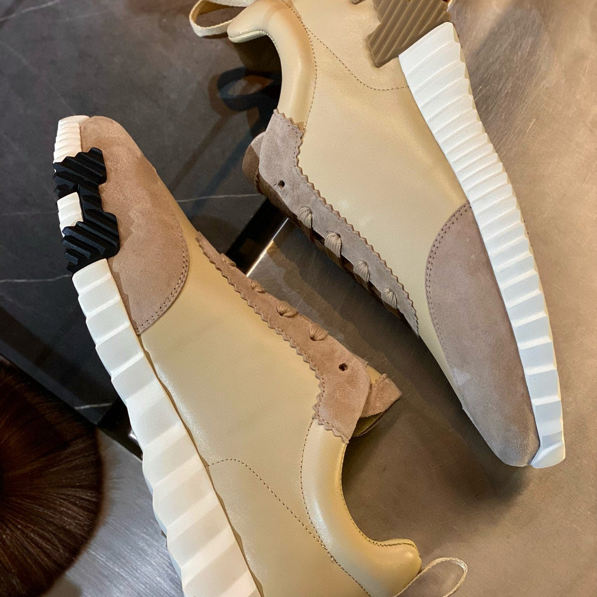 HERM BOUNCING SNEAKERS