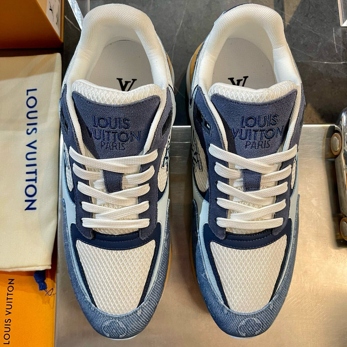 LOU TRAINERS