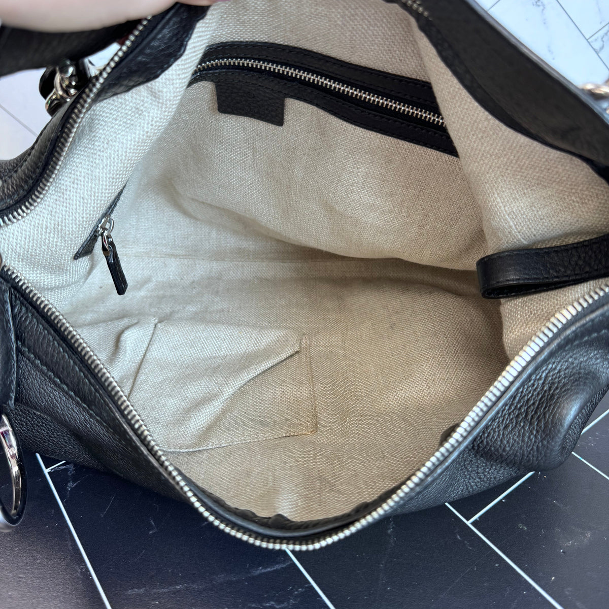 Gucci Black Leather Icon Bit Hand Bag