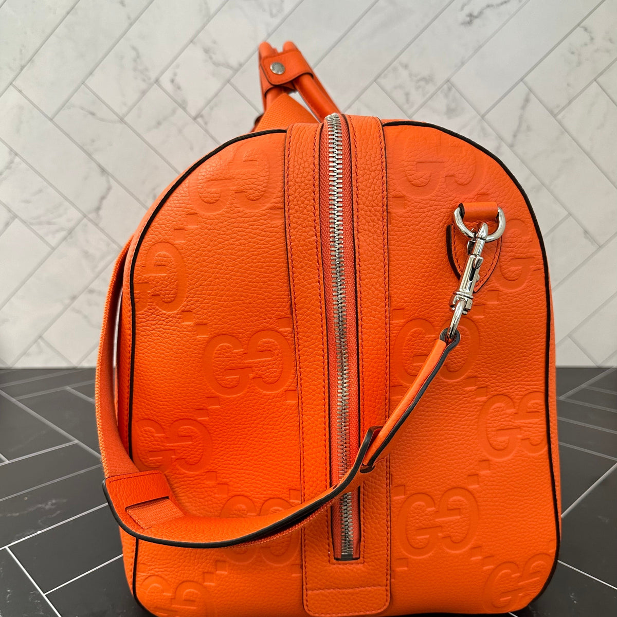 BRAND NEW Gucci Orange Jumbo GG Embossed Leather Duffle Bag Bandouliere