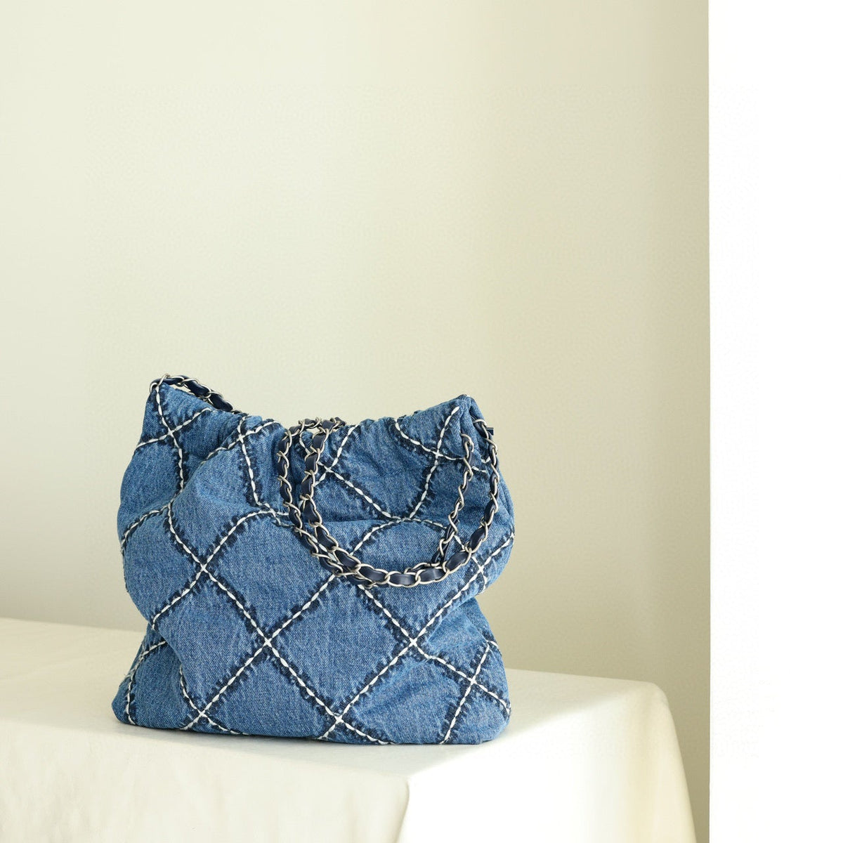 CC 23P HANDBAG