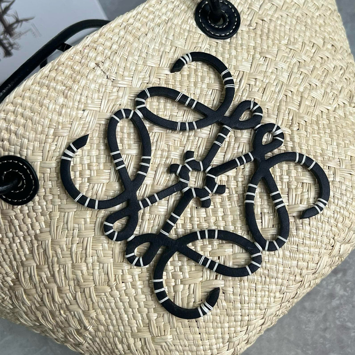 LOEW LARGE FLAMENCO CLUTCH
