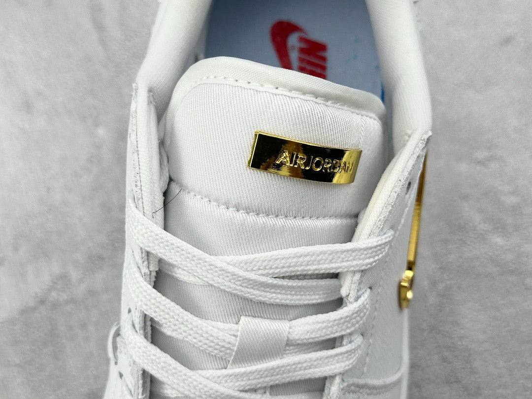 NIKE JORDAN 1 TRAINERS