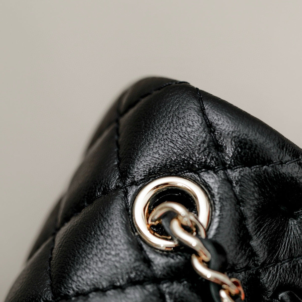CC 25A MINI CLASSIC FLAP BAG