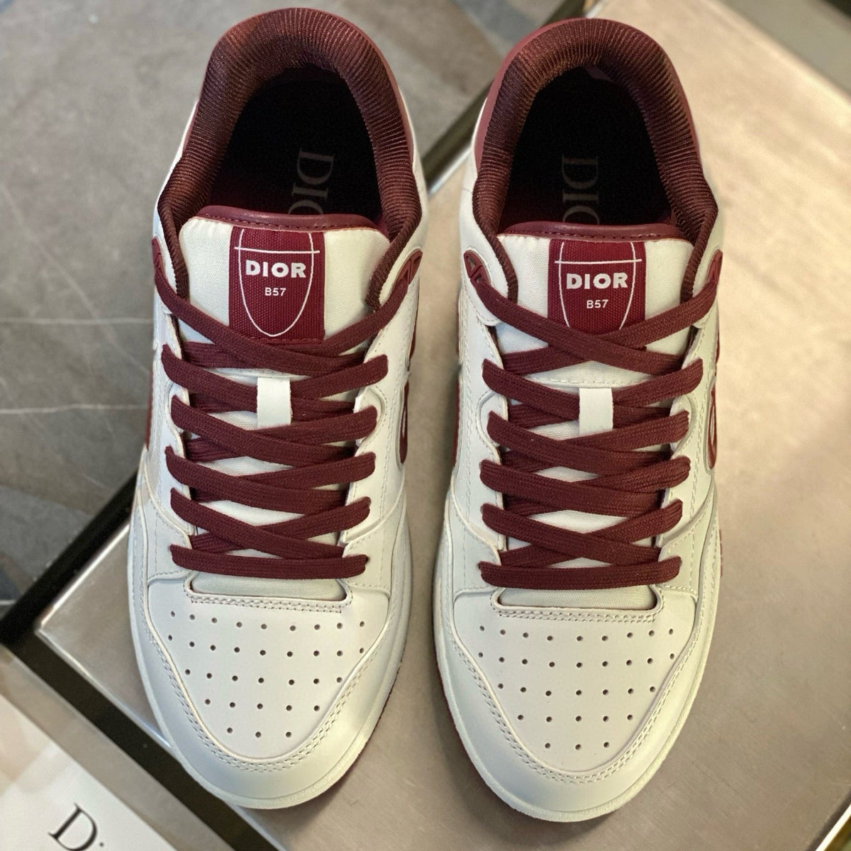 CD B57 SNEAKER